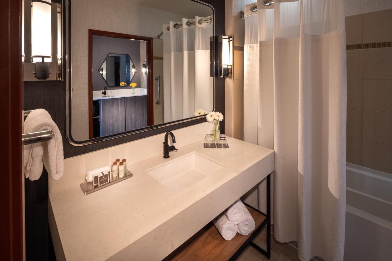 Silver Cloud Hotel - Seattle Stadium Εξωτερικό φωτογραφία